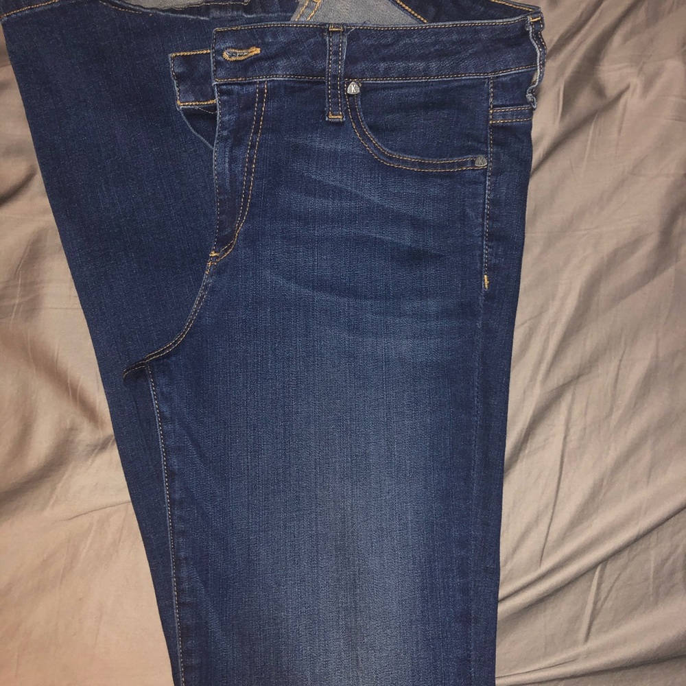 Boot cut jeans